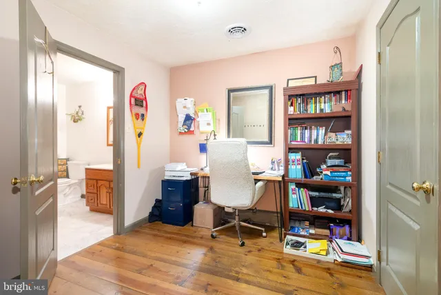 $524,900 | 4250 North George Street Extension, Manchester, PA 17345