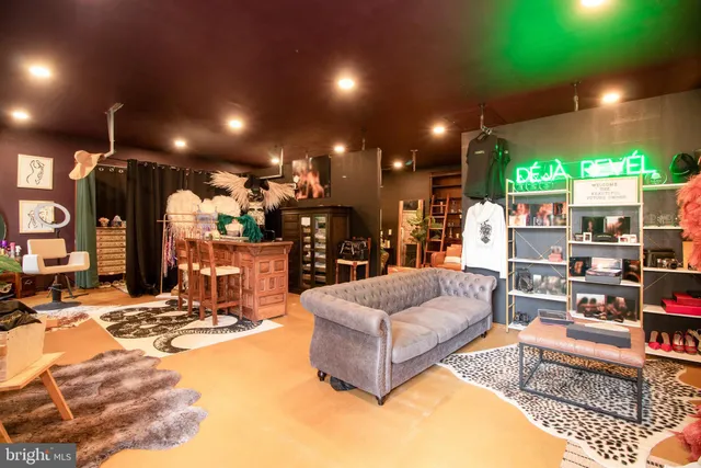 $524,900 | 4250 North George Street Extension, Manchester, PA 17345