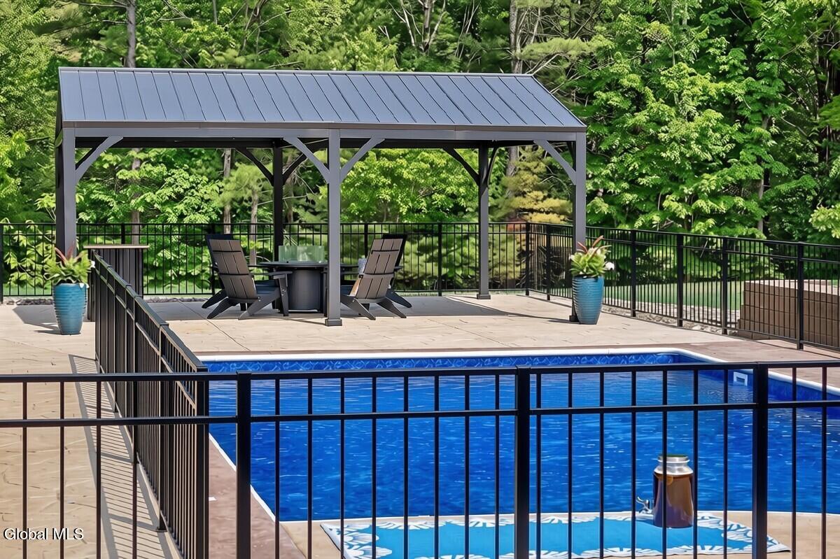 88 Garner Road Sand Lake, NY 12018 - Photo 37 of 74 magic_edit#TUFIUFhzZnpYVWMjMSNjMDk5ODM2Y