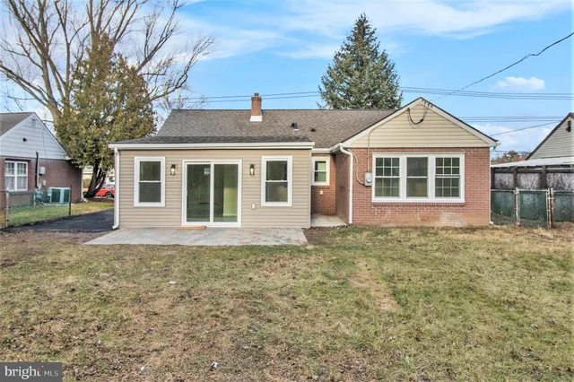 $395,000 | 711 West County Line Road, Hatboro, PA 19040