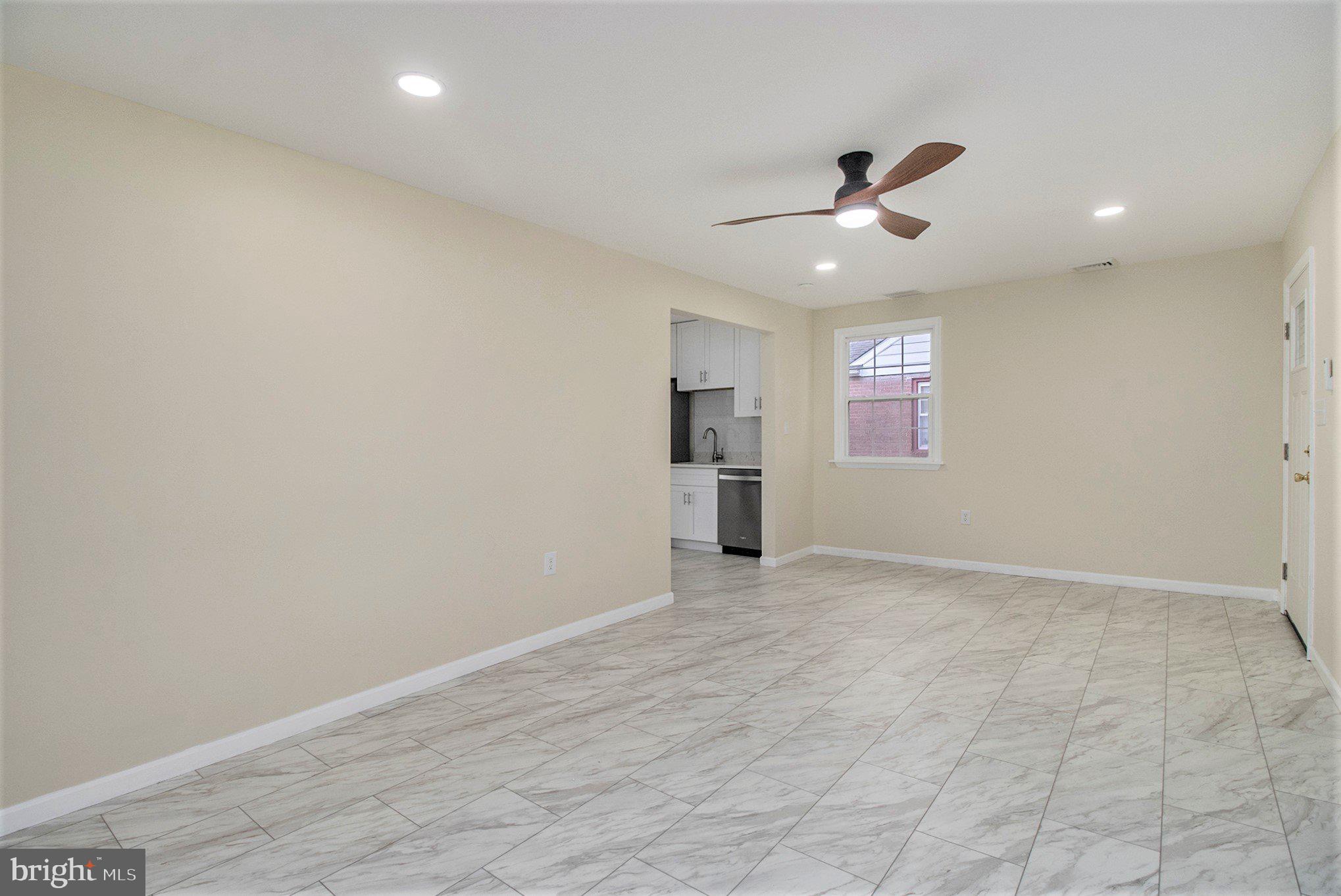 711 West County Line Road Hatboro, PA 19040 - Photo 9 of 40 an empty room with closet and windows