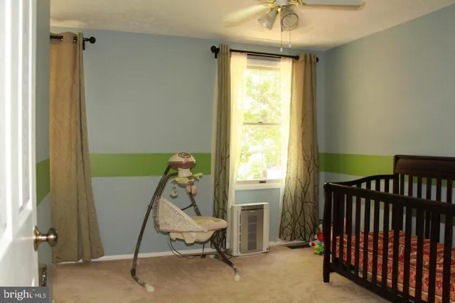 $3,500 | 18717 Flower Hill Way, Gaithersburg, MD 20879