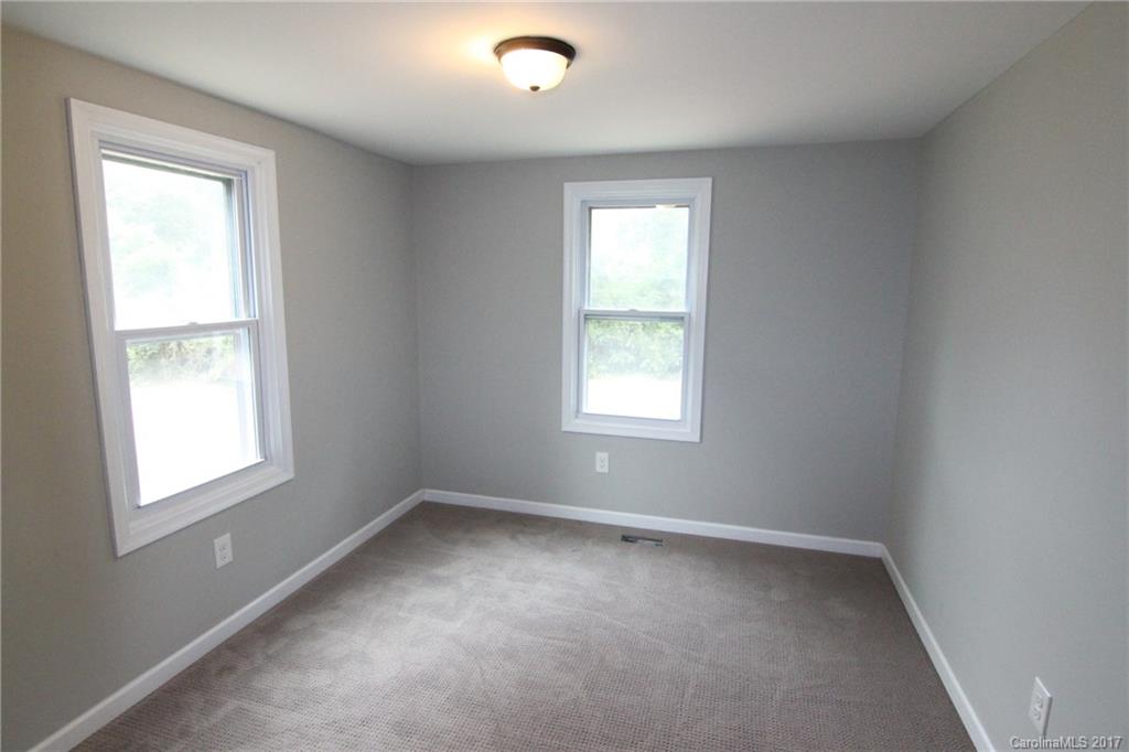 5636 Lewis Road Gastonia, NC 28052 - Photo 11 of 23 Gallery Image 11