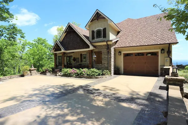 $1,395,000 | 223 South Brow Drive, Cloudland, GA 30731