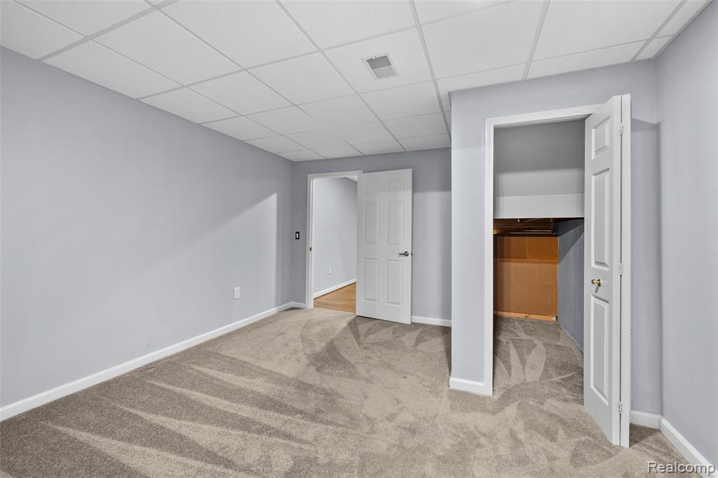 4476 Woodcliff Court Rochester, MI 48306 - Photo 50 of 74 Gallery Image 50