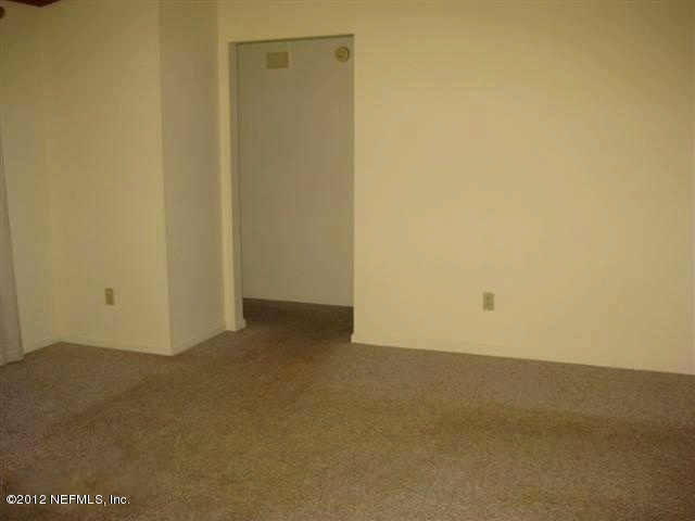 8139 Spring Lake Road Jacksonville, FL 32210 - Photo 3 of 9 Living room