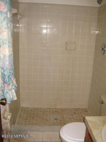 8139 Spring Lake Road Jacksonville, FL 32210 - Photo 5 of 9 Bathroom