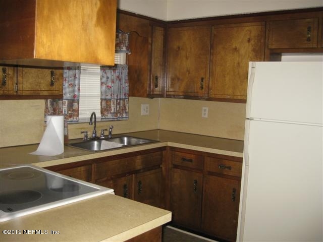 8139 Spring Lake Road Jacksonville, FL 32210 - Photo 7 of 9 Kitchen
