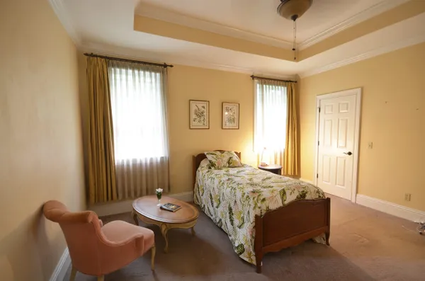 $2,900 | 2204 Altoona Drive, Tallahassee, FL 32309