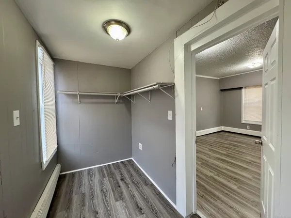 $1,700 | 1102 East Main Street, Unit 1, Bridgeport, CT 06608