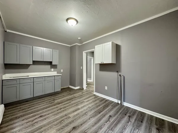 $1,700 | 1102 East Main Street, Unit 1, Bridgeport, CT 06608