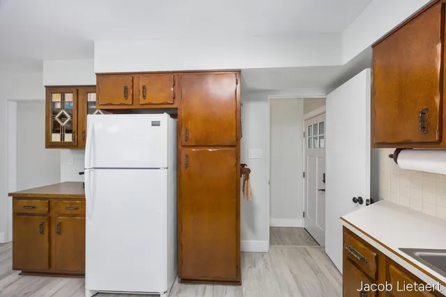 $324,900 | 1331 Ellsmere Street Northeast, Grand Rapids, MI 49505