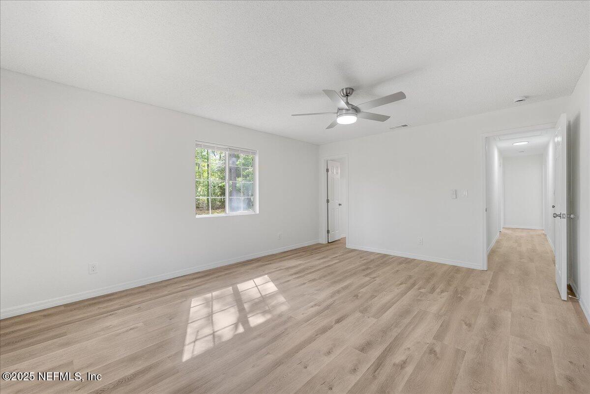 182 Whirlwind Loop Hawthorne, FL 32640 - Photo 21 of 48 23-182_Whirlwind_Loop_Hawthorne-HDR-23