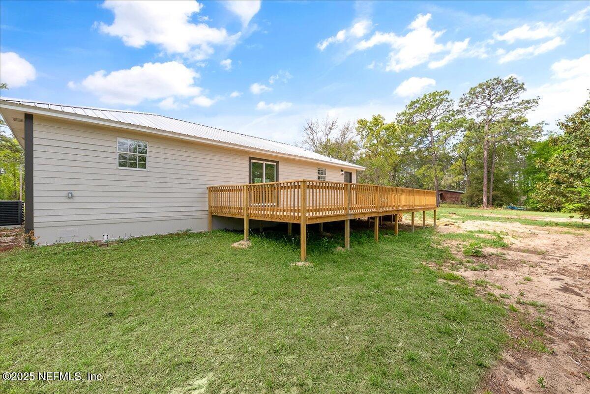 182 Whirlwind Loop Hawthorne, FL 32640 - Photo 42 of 48 45-182_Whirlwind_Loop_Hawthorne-HDR-45