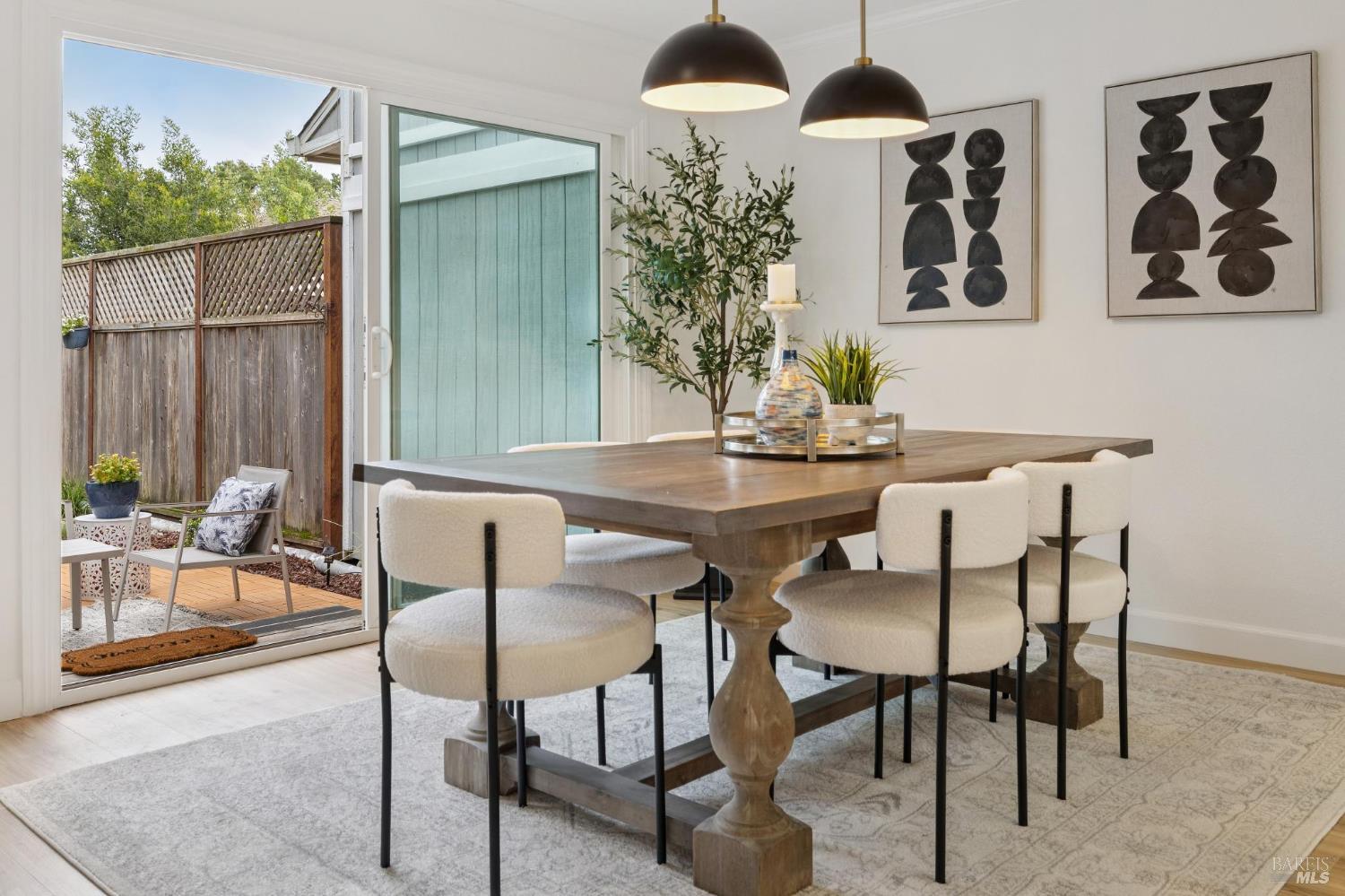 111 Nantucket Cove San Rafael, CA 94901 - Photo 7 of 36