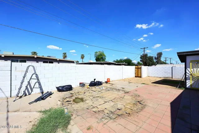 $379,900 | 3718 West Puget Avenue, Phoenix, AZ 85051