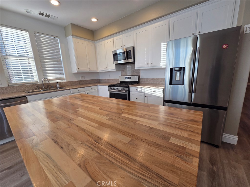 20329 Red Poppy Lane Riverside, CA 92508 - Photo 15 of 30