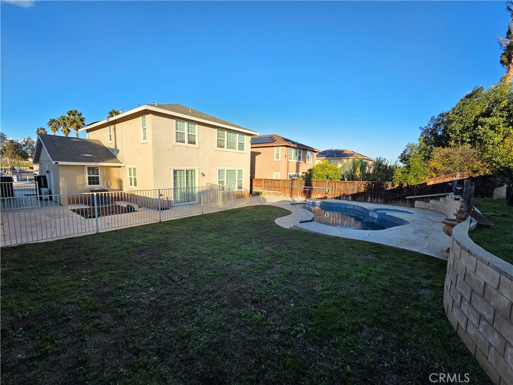 20329 Red Poppy Lane Riverside, CA 92508 - Photo 4 of 30