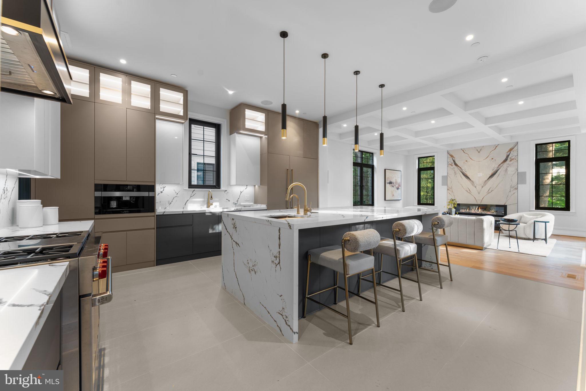 3819 Albemarle Street Northwest Washington, DC 20016 - Photo 11 of 78