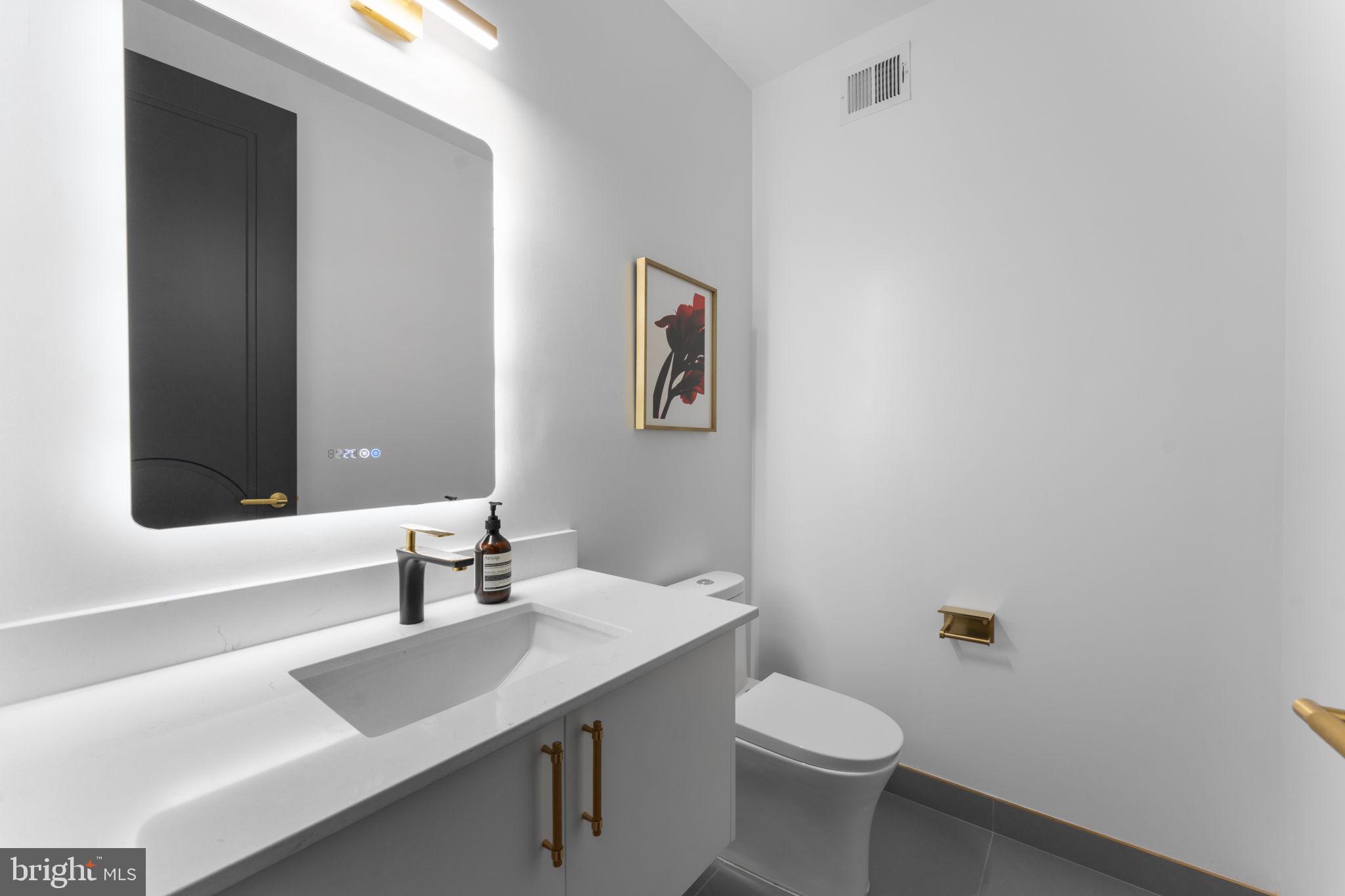 3819 Albemarle Street Northwest Washington, DC 20016 - Photo 22 of 78