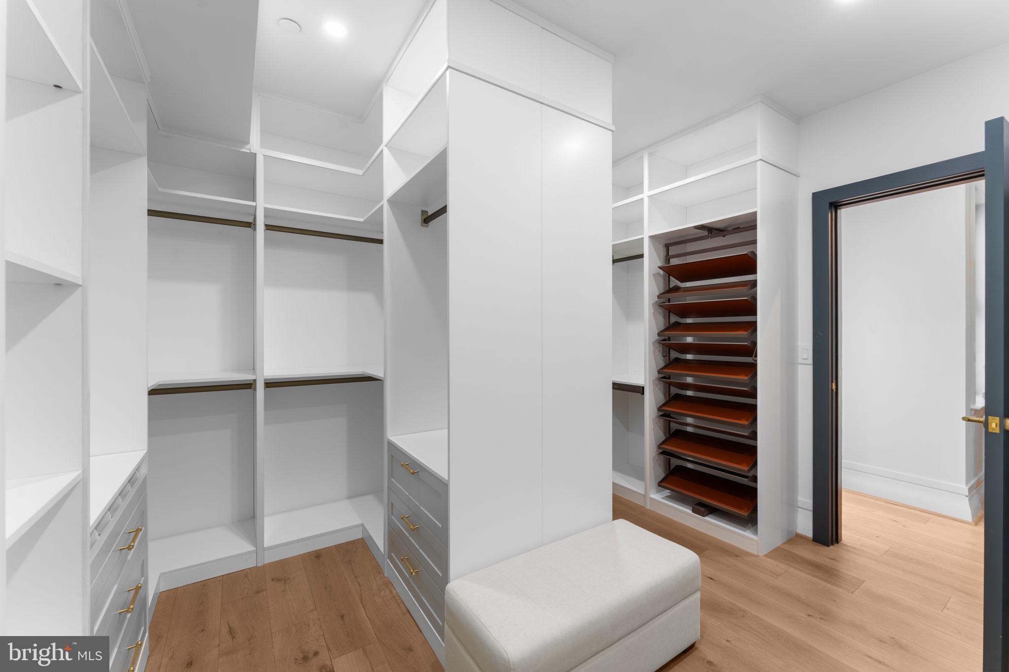 3819 Albemarle Street Northwest Washington, DC 20016 - Photo 35 of 78