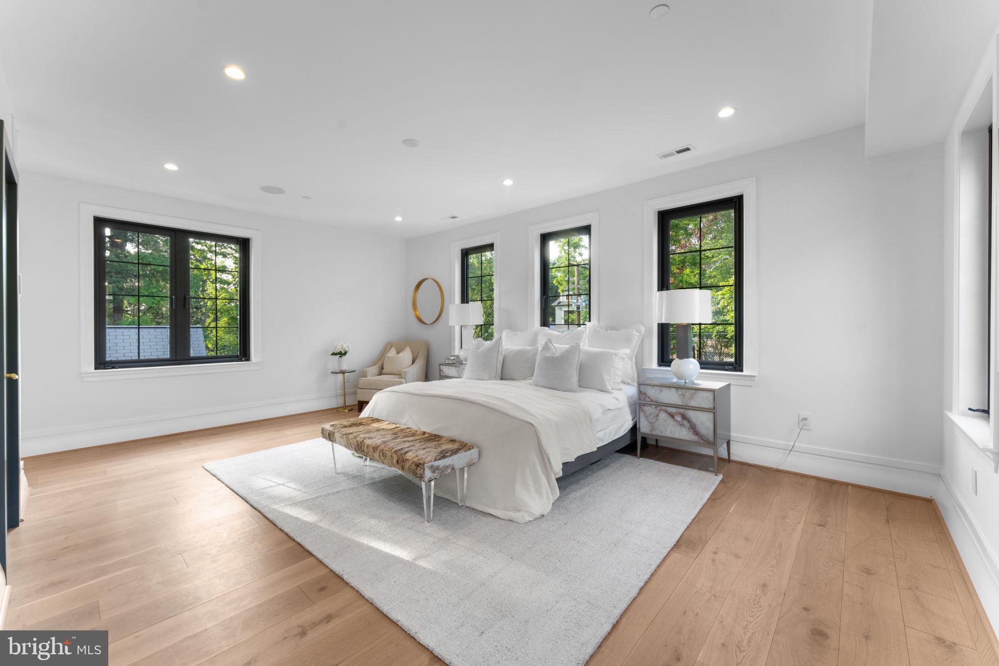 3819 Albemarle Street Northwest Washington, DC 20016 - Photo 37 of 78