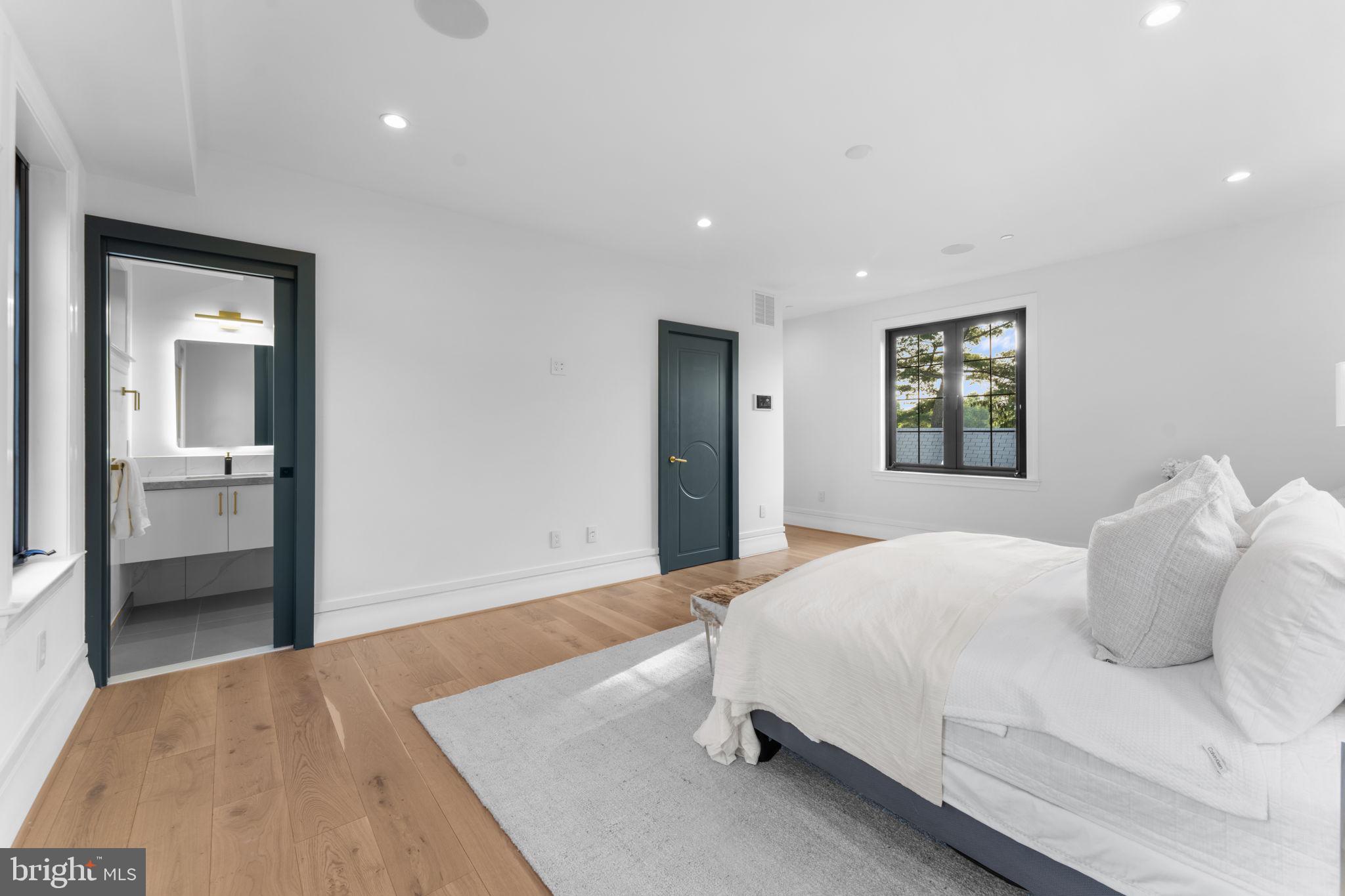 3819 Albemarle Street Northwest Washington, DC 20016 - Photo 38 of 78