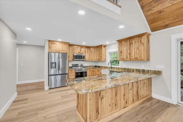 $835,000 | 415 Thunder Ridge Drive, South Pittsburg, TN 37380