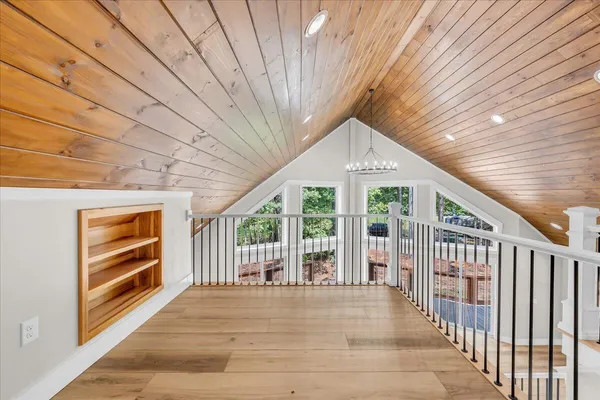 $835,000 | 415 Thunder Ridge Drive, South Pittsburg, TN 37380