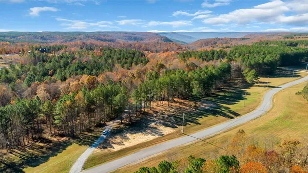 $835,000 | 415 Thunder Ridge Drive, South Pittsburg, TN 37380