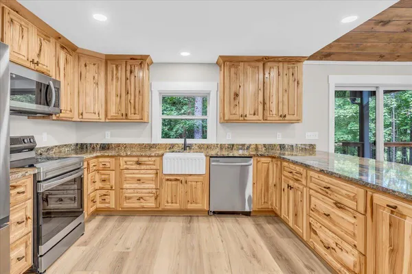 $835,000 | 415 Thunder Ridge Drive, South Pittsburg, TN 37380