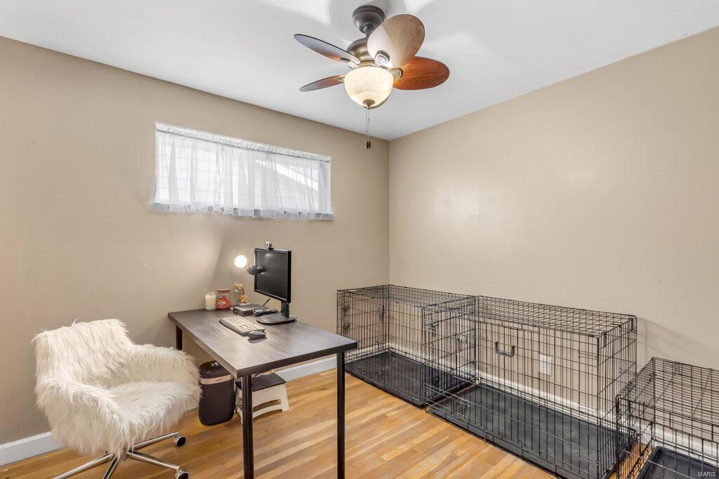 3716 Comstock Drive St. Louis, MO 63125 - Photo 12 of 35