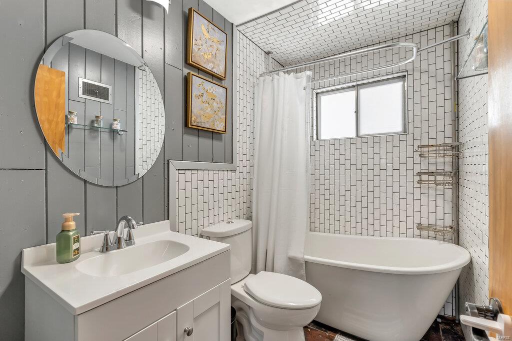 3716 Comstock Drive St. Louis, MO 63125 - Photo 18 of 35