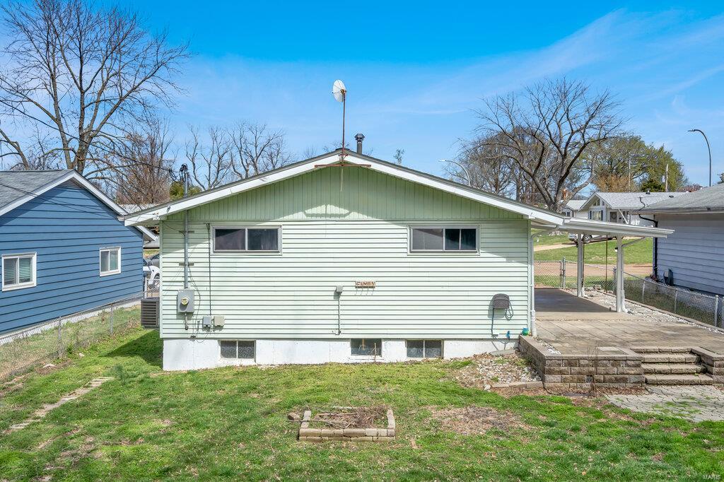 3716 Comstock Drive St. Louis, MO 63125 - Photo 26 of 35