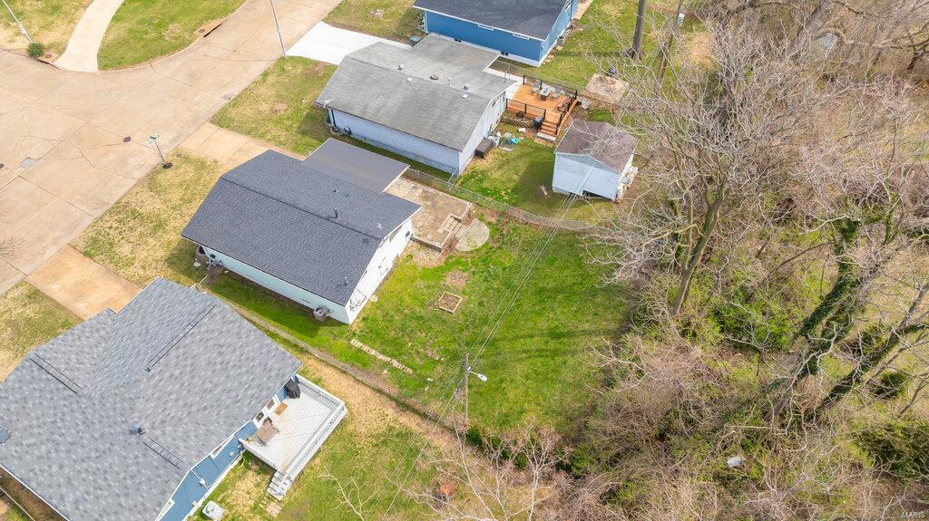 3716 Comstock Drive St. Louis, MO 63125 - Photo 31 of 35