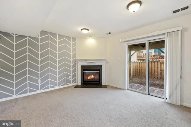 $440,000 | 17357 Sligo Loop, Dumfries, VA 22026