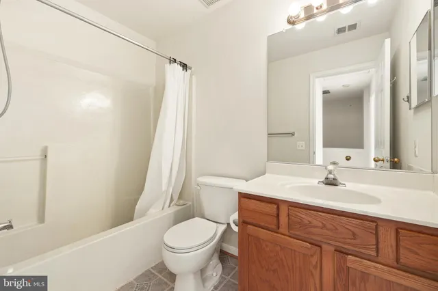 $440,000 | 17357 Sligo Loop, Dumfries, VA 22026