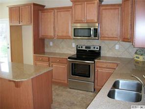 9605 Fernspray Road Charlotte, NC 28213 - Photo 3 of 9 Gallery Image 3