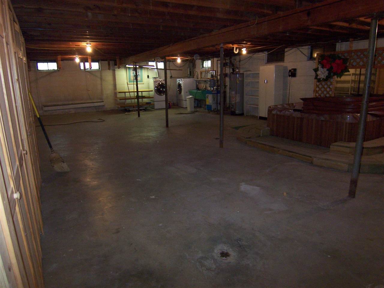 5417 South Linden Road Swartz Creek, MI 48473 - Photo 14 of 33 31380264-14.JPG