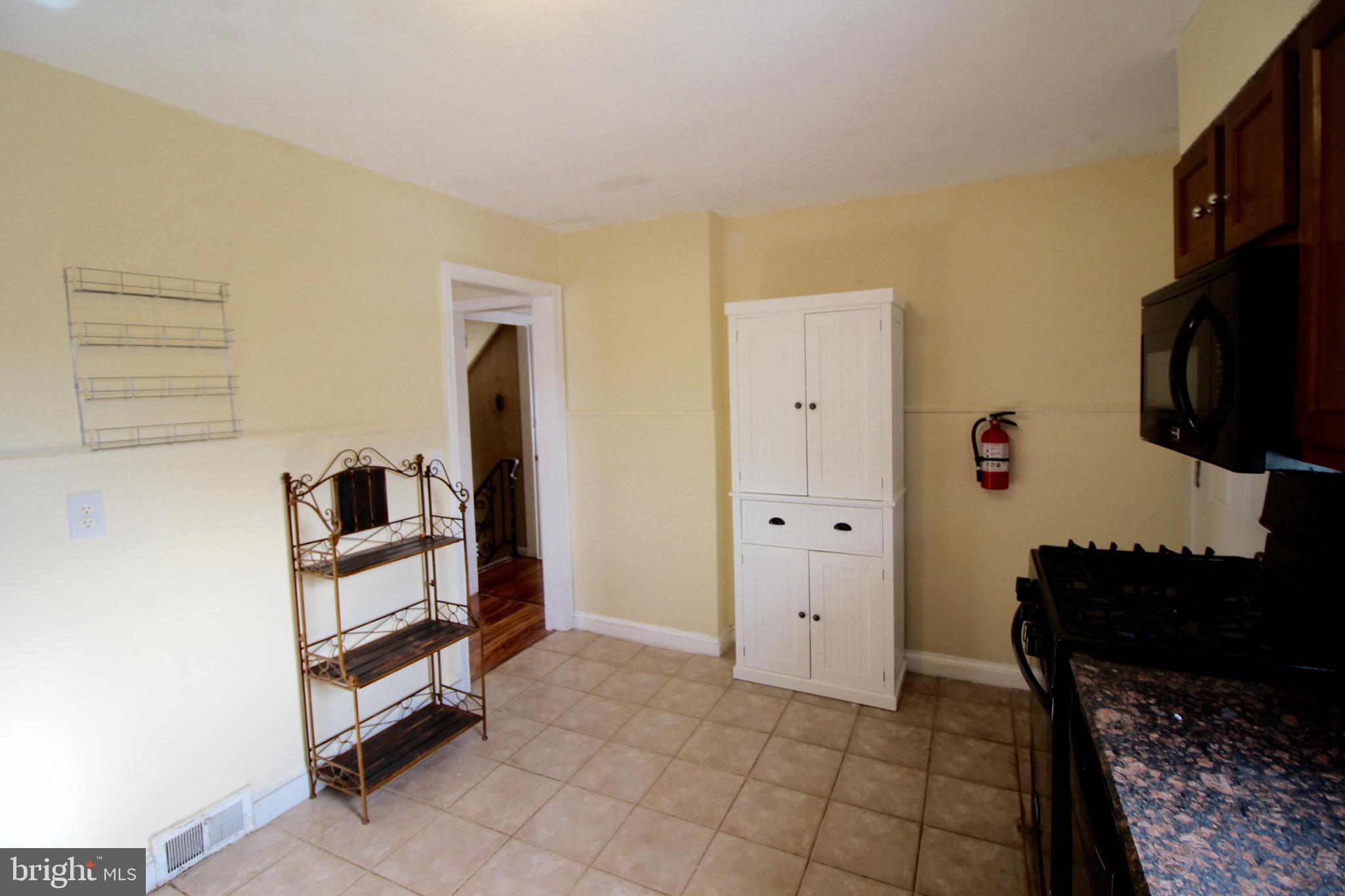 22 Locust Road Morton, PA 19070 - Photo 12 of 30 Kitchen