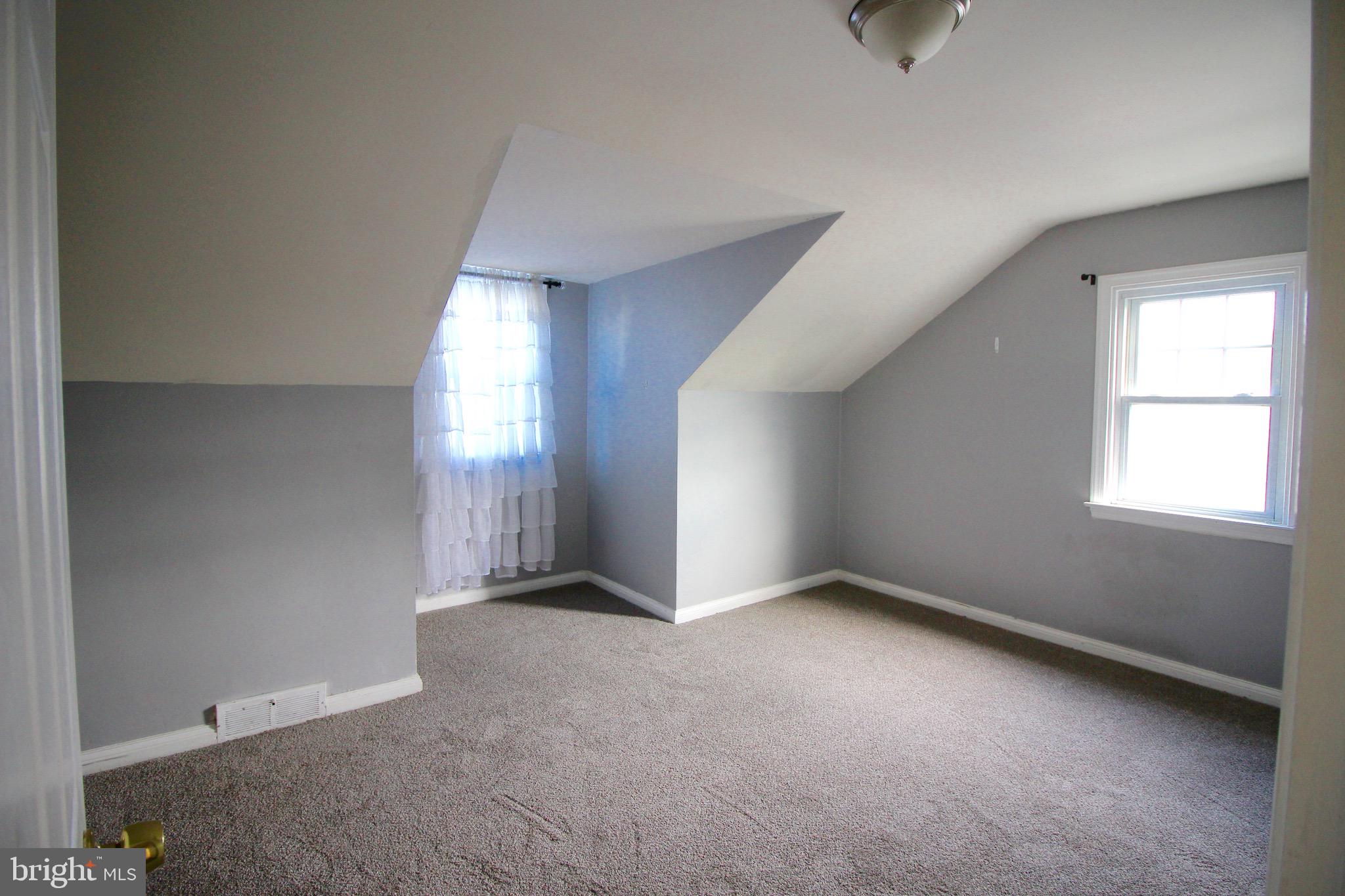 22 Locust Road Morton, PA 19070 - Photo 20 of 30 Bedroom 3 upstairs