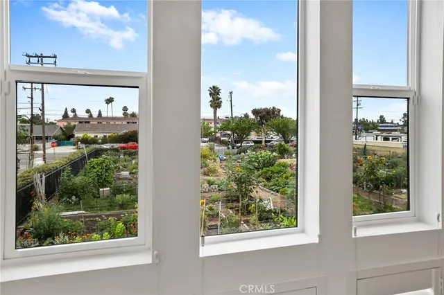 $1,375,000 | 536 Caleigh Lane, Costa Mesa, CA 92627