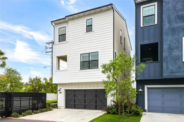$1,375,000 | 536 Caleigh Lane, Costa Mesa, CA 92627