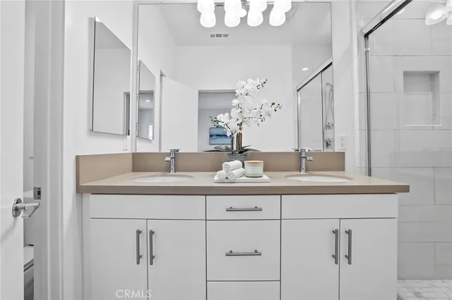 $1,375,000 | 536 Caleigh Lane, Costa Mesa, CA 92627