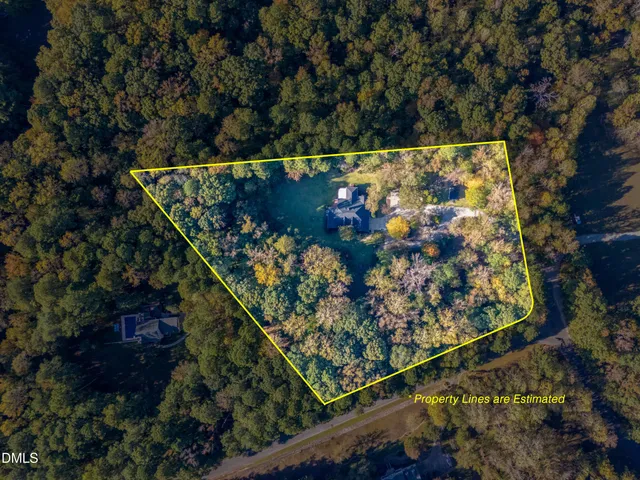 $985,000 | 7508 Hazelhurst Circle, Apex, NC 27502