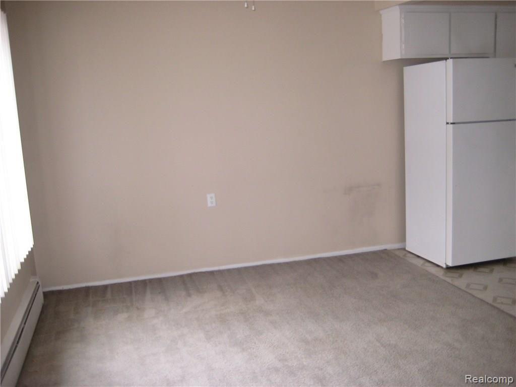 51501 Mound Road, Unit 4 Utica, MI 48316 - Photo 4 of 8