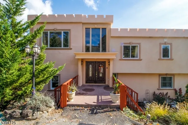 $549,900 | 28 Edsall Drive, Vernon, NJ 07461