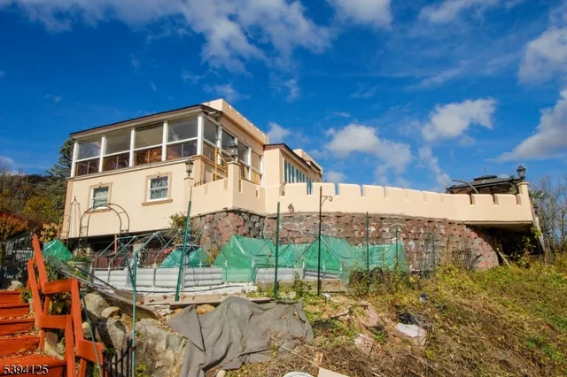 $549,900 | 28 Edsall Drive, Vernon, NJ 07461