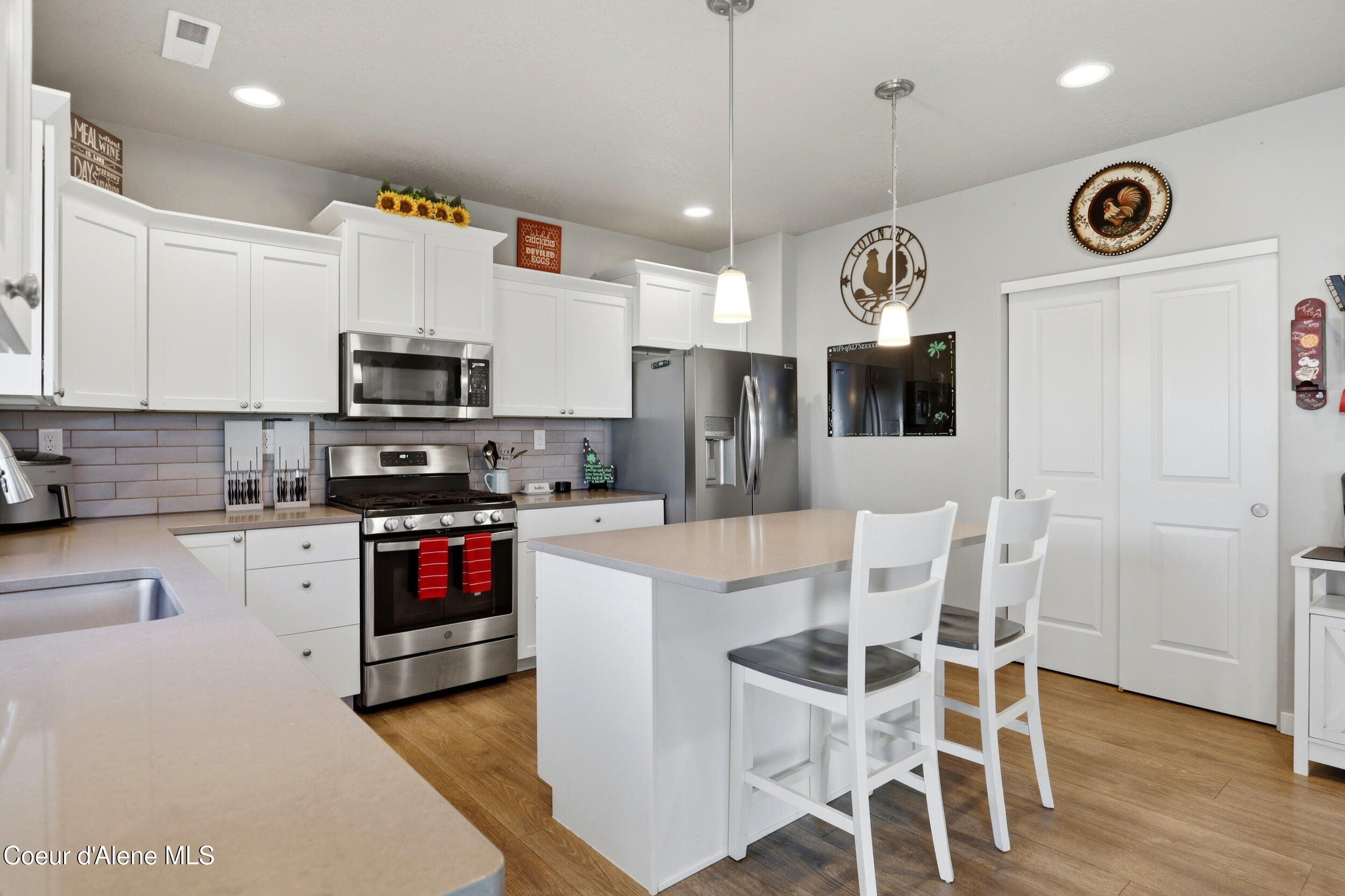 6456 West Irish Circle Rathdrum, ID 83858 - Photo 5 of 46 14_img_4019