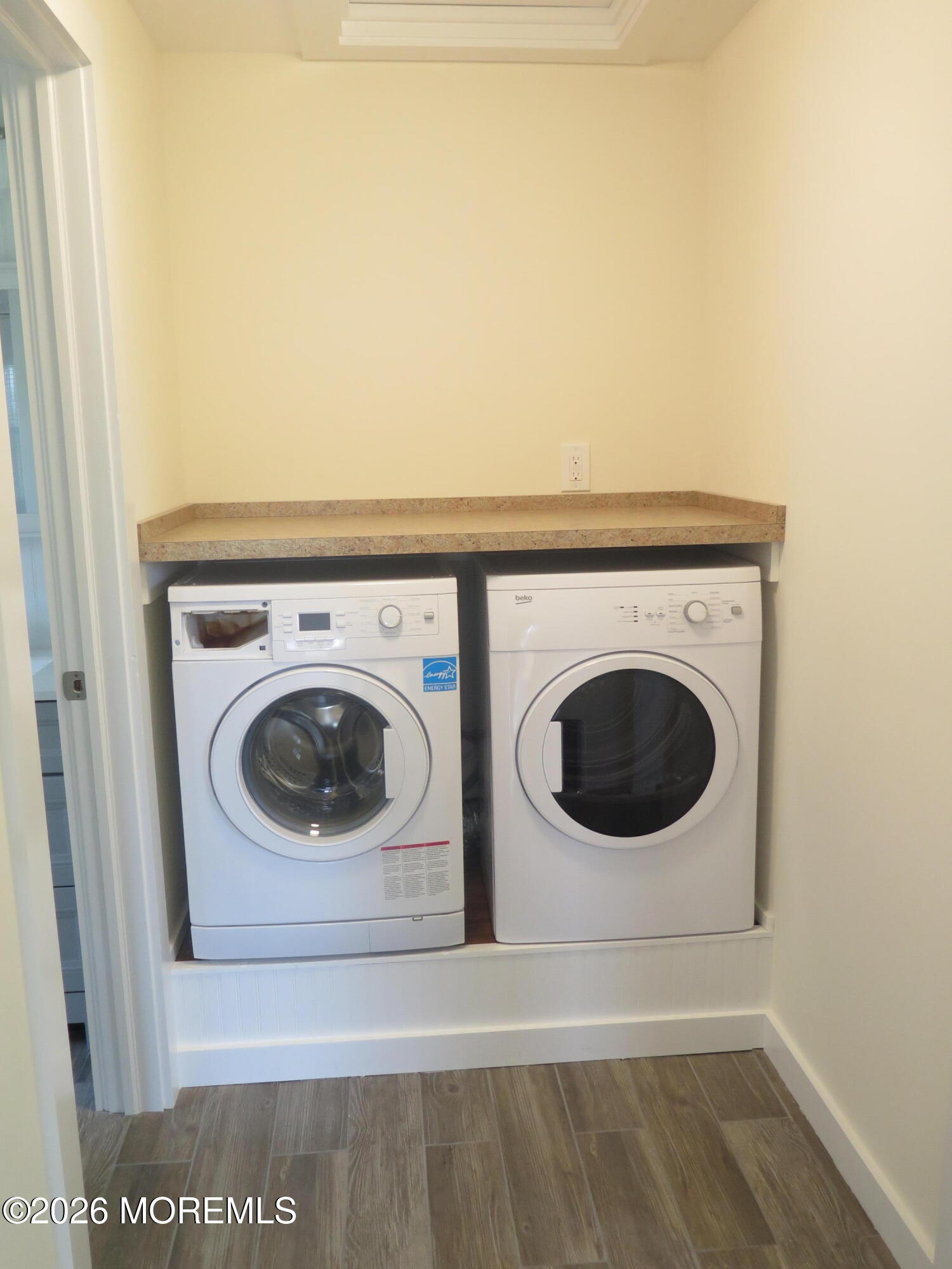 545 Cooper Road Atlantic Highlands, NJ 07716 - Photo 9 of 10 21